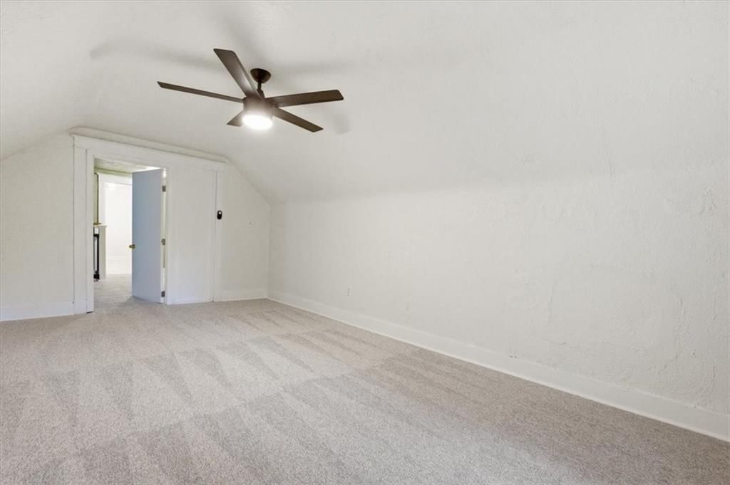 4107 Kenwood Avenue — photo 23