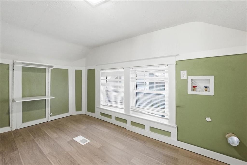 4107 Kenwood Avenue — photo 24