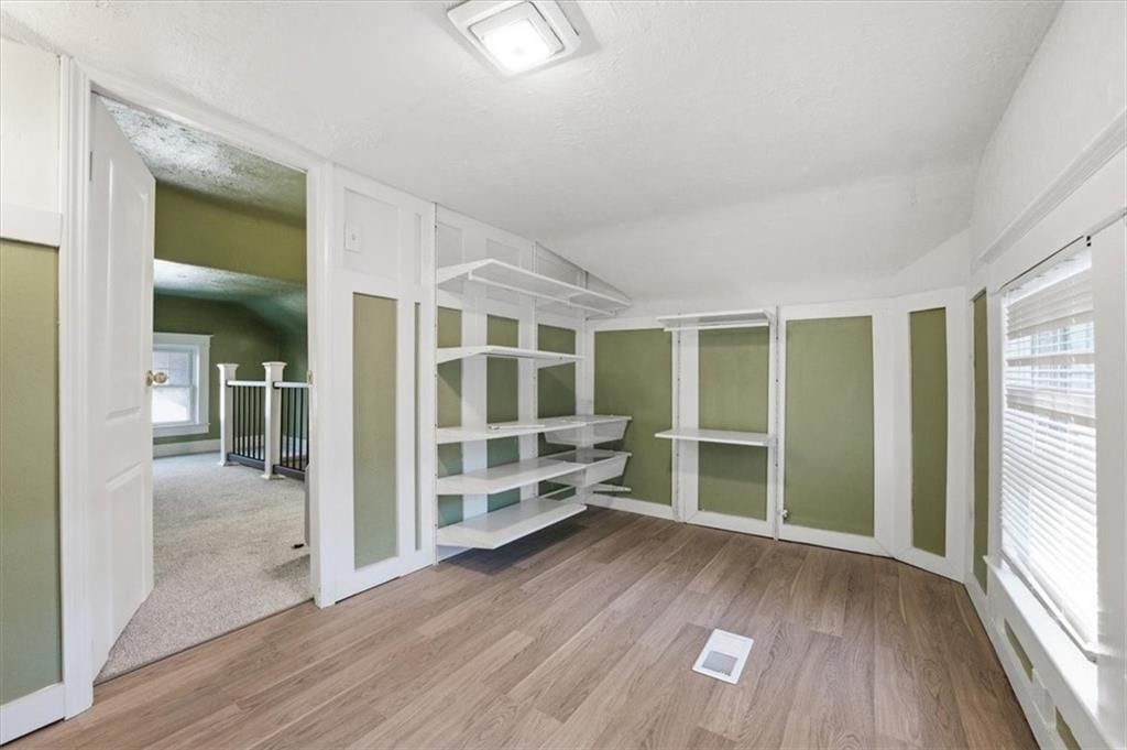 4107 Kenwood Avenue — photo 25