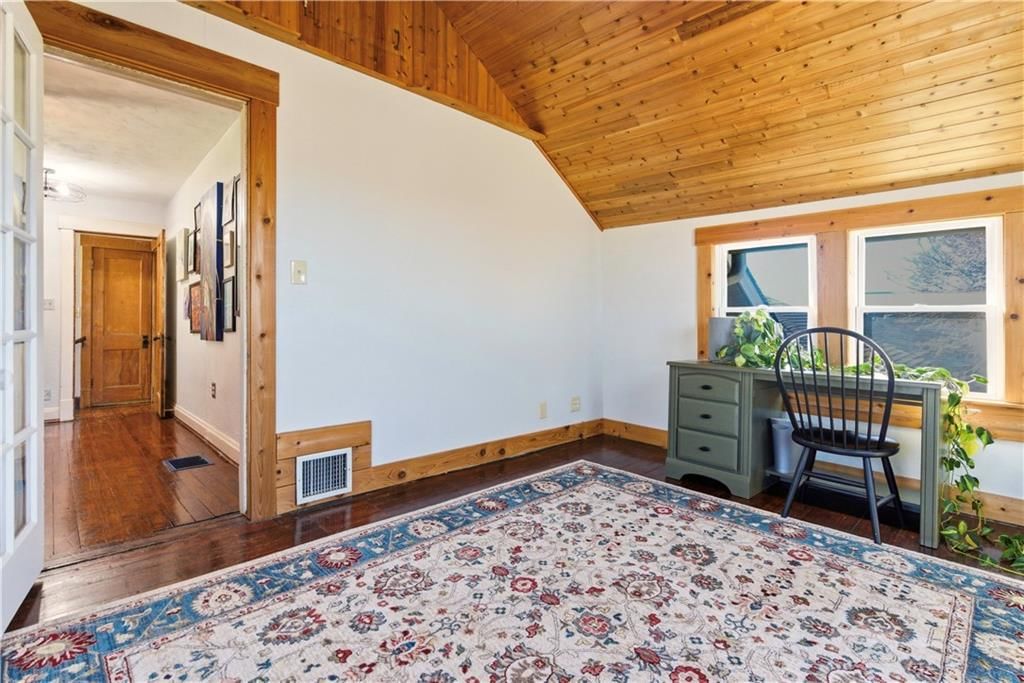4226 Charlotte Street — photo 27