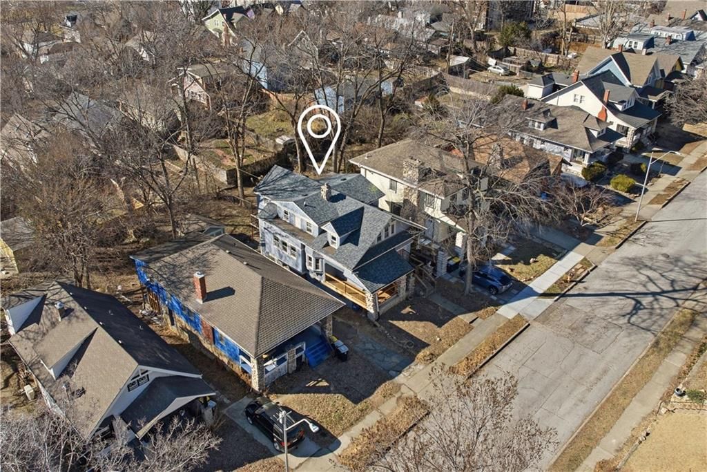4226 Charlotte Street — photo 30