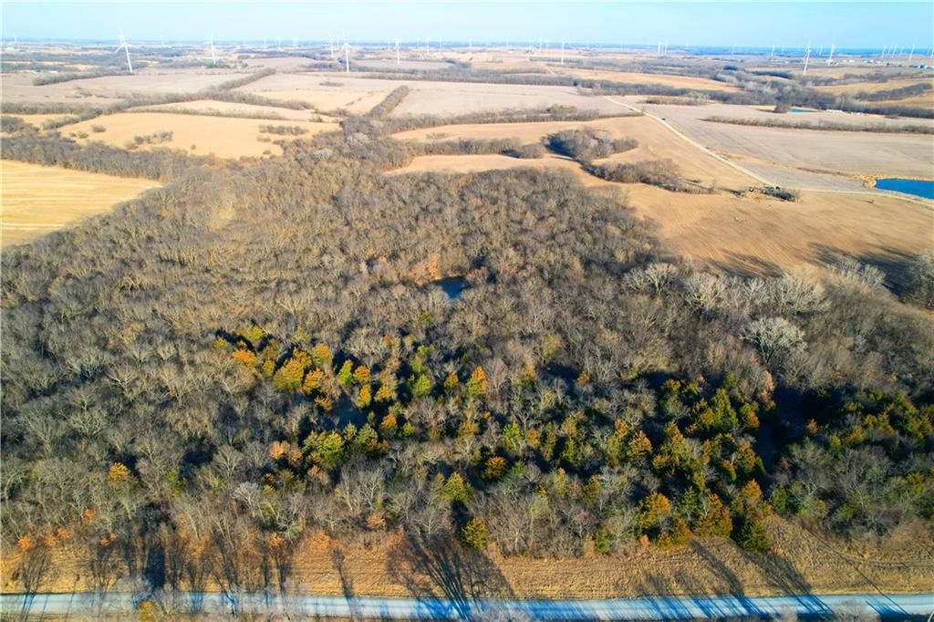 11001 NW Pleasant Road — photo 15