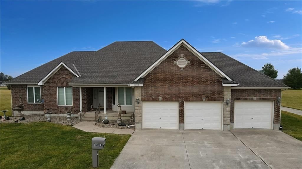 19104 Autumn Lane — photo 4