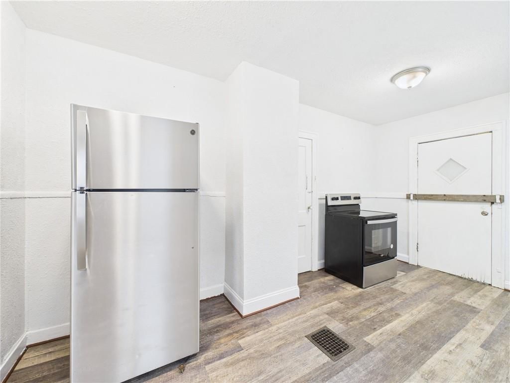 5611 Olive Street — photo 7
