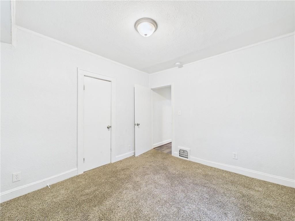 5611 Olive Street — photo 13