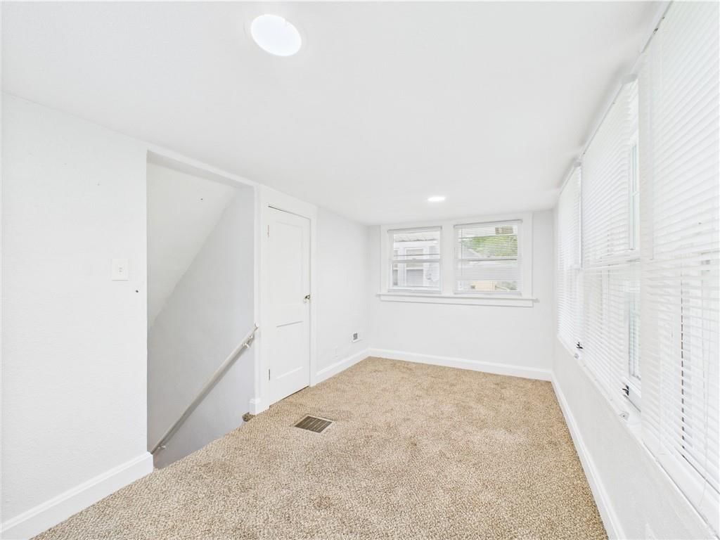 5611 Olive Street — photo 18