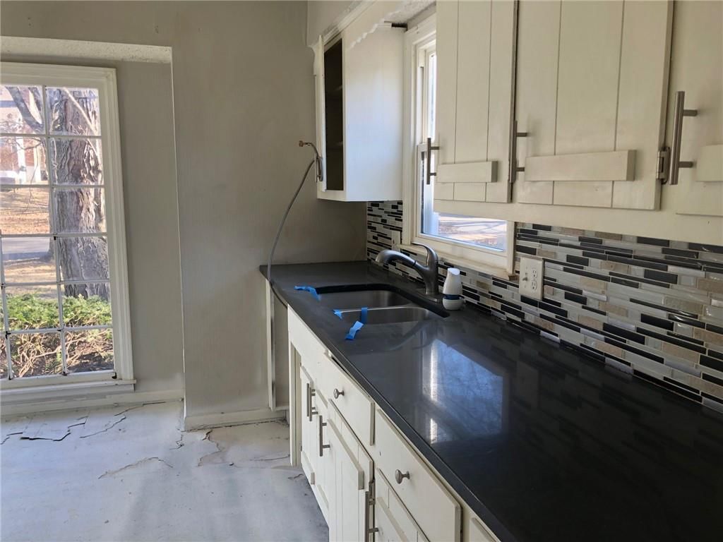 6012 Woodside Avenue — photo 9