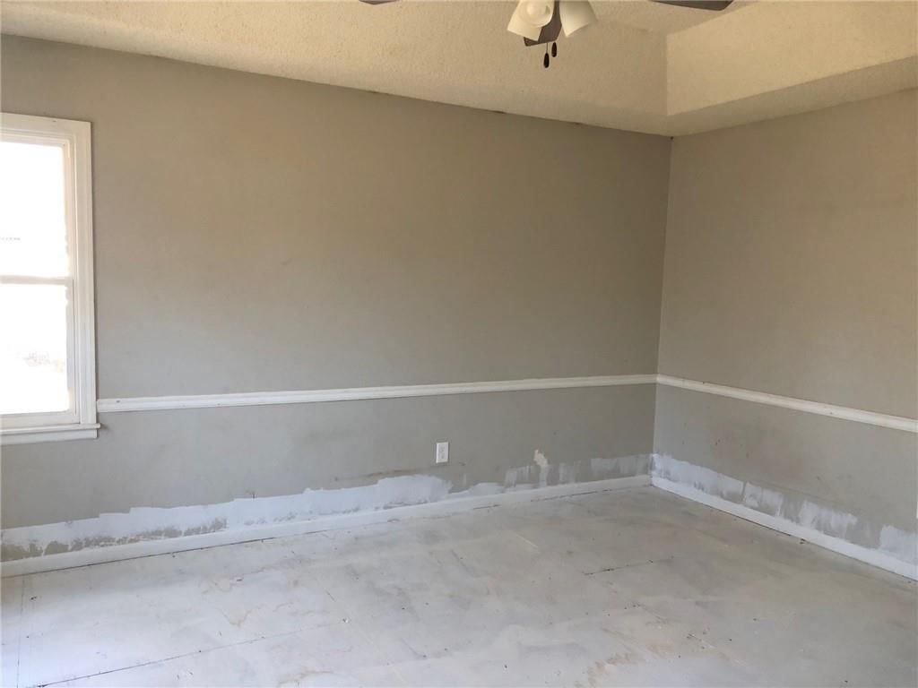 6012 Woodside Avenue — photo 10