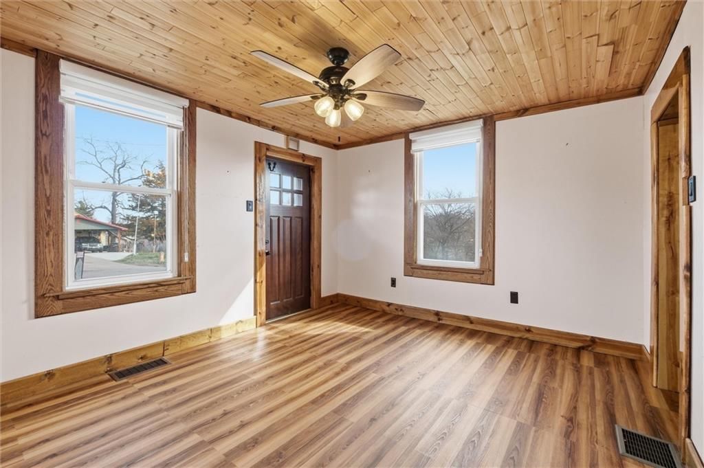1423 Olive Street — photo 6