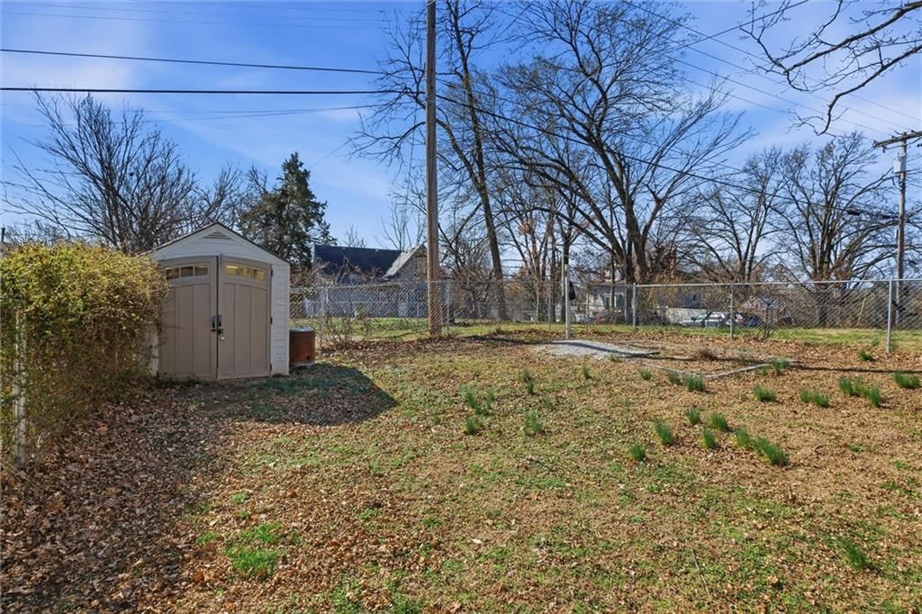 1423 Olive Street — photo 26