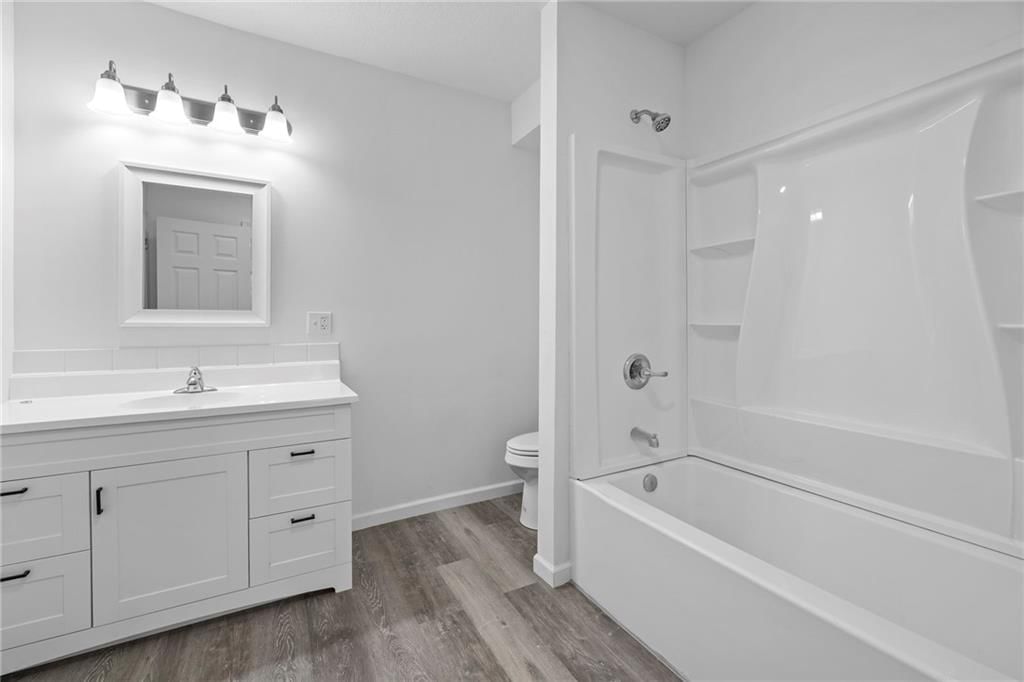 325 S Elm Street — photo 20