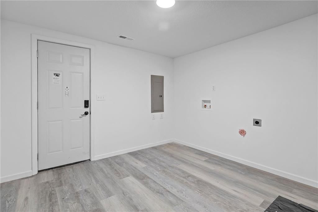 325 S Elm Street — photo 30