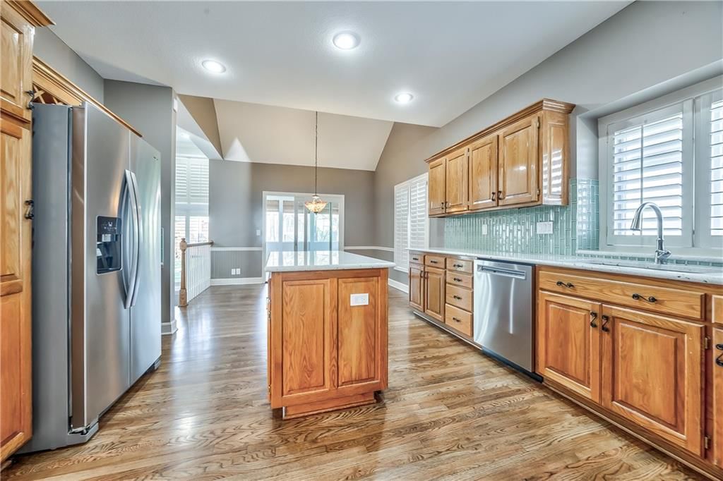 12216 England Street — photo 11