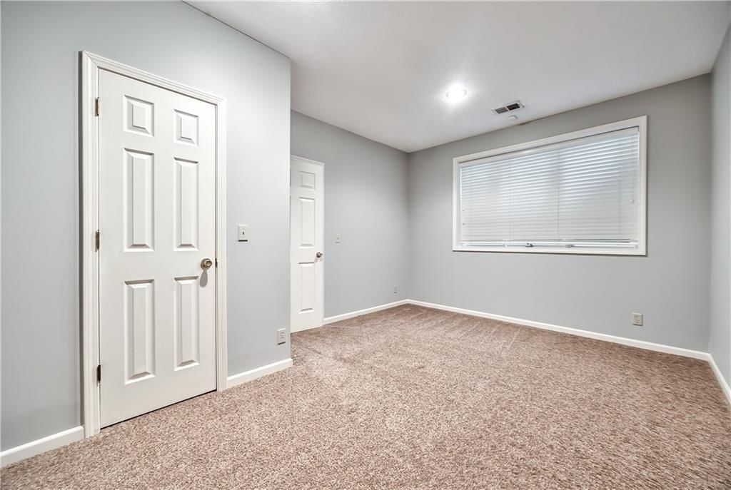 12216 England Street — photo 24