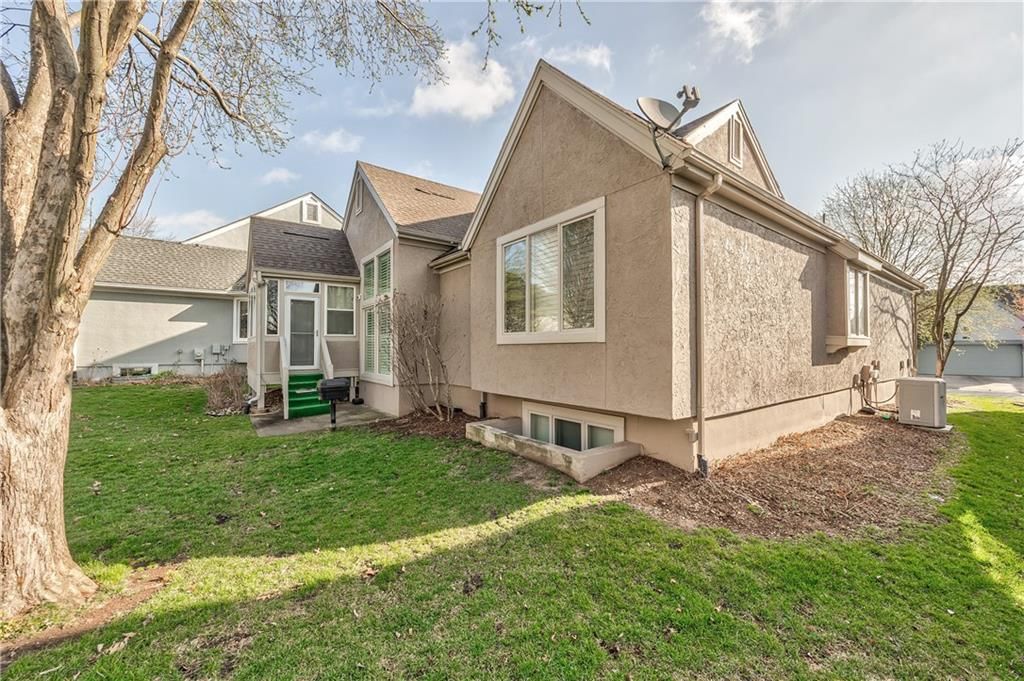 12216 England Street — photo 27