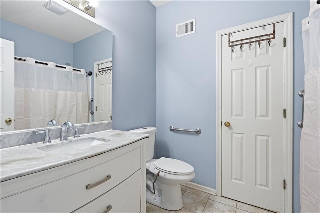 1507 E 123rd Street — photo 15
