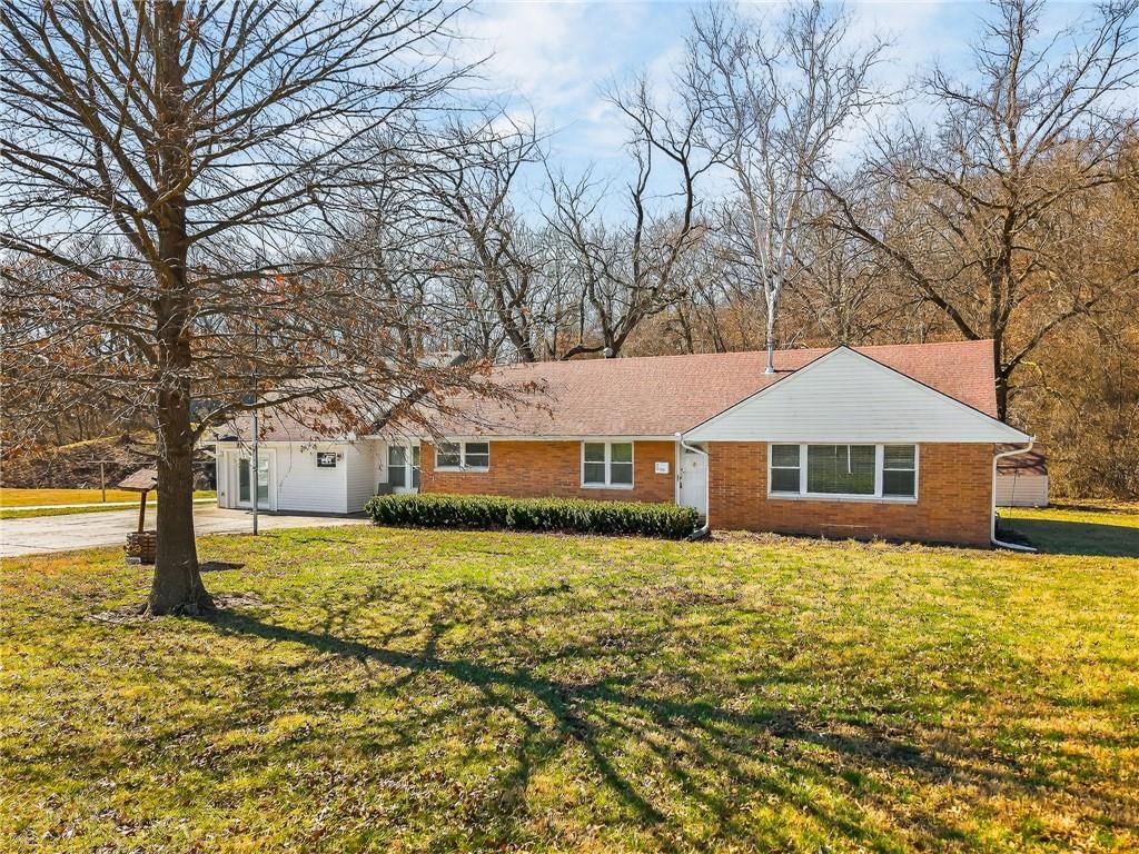 7000 NW Waukomis Drive — photo 4