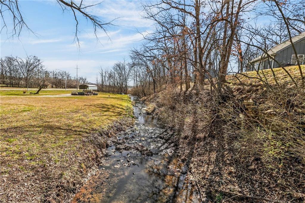 7000 NW Waukomis Drive — photo 36