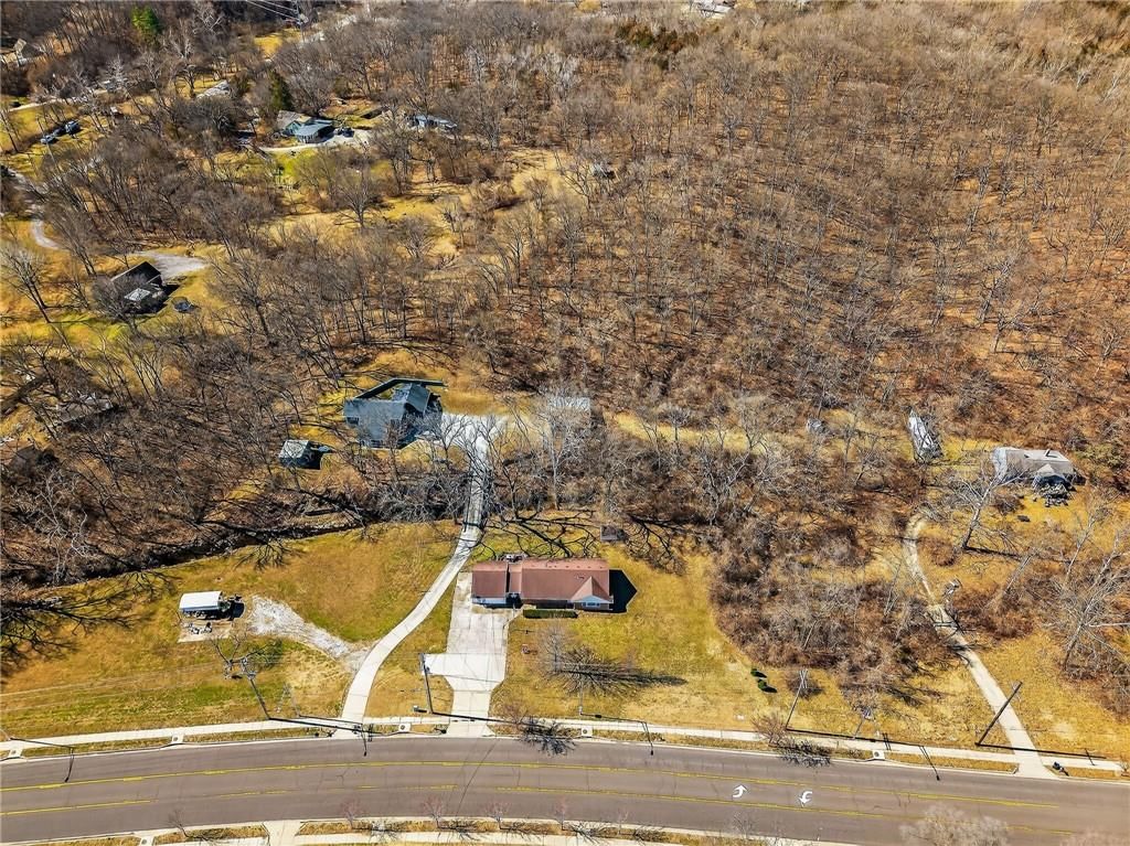 7000 NW Waukomis Drive — photo 40
