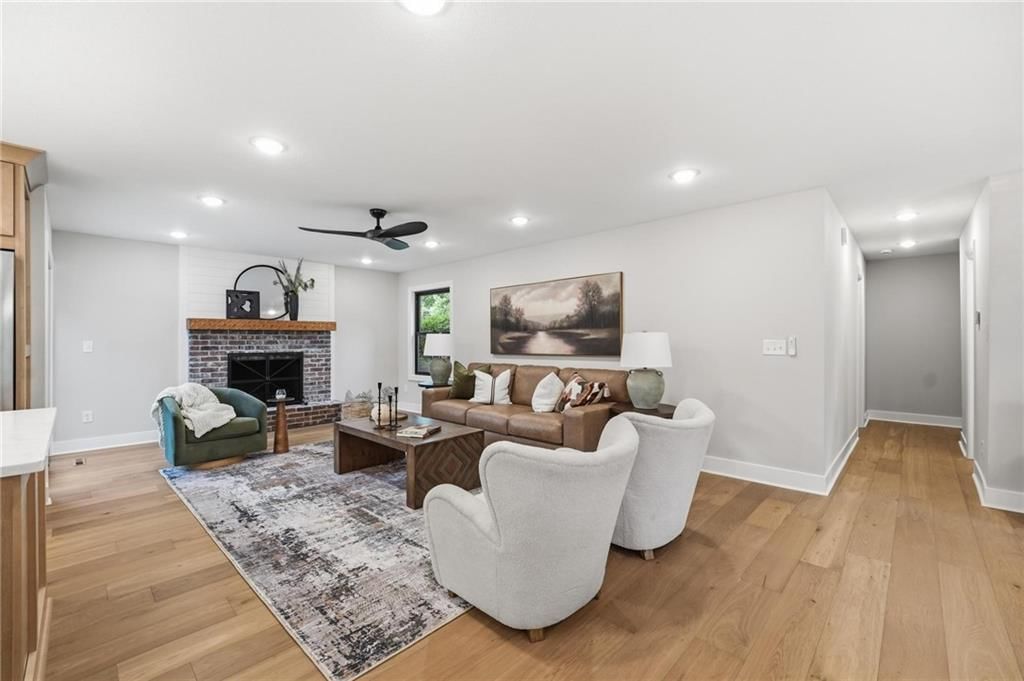 7401 W 101st Street — photo 9