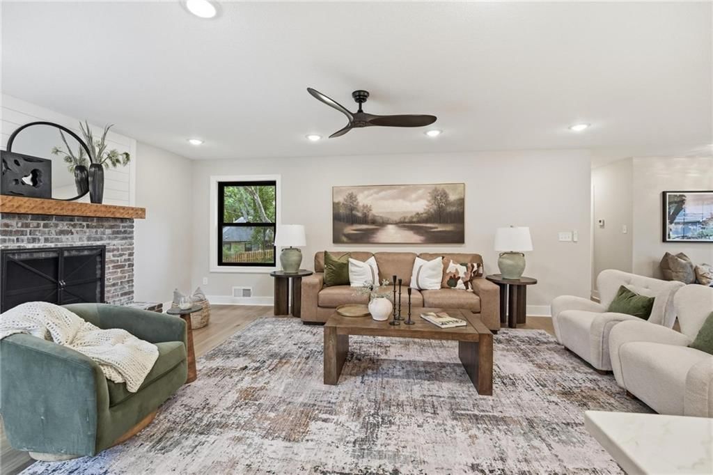 7401 W 101st Street — photo 11