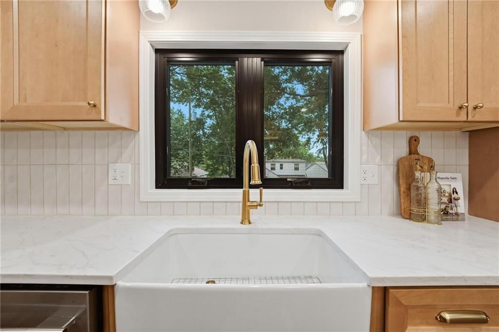 7401 W 101st Street — photo 18