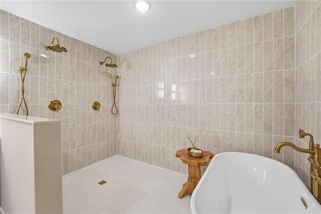 7401 W 101st Street — photo 29