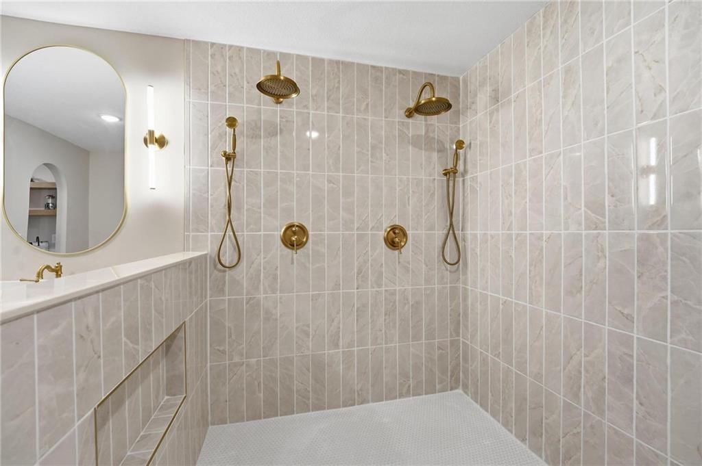 7401 W 101st Street — photo 30