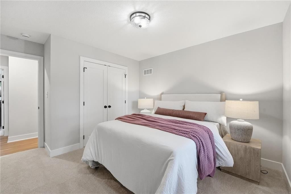 7401 W 101st Street — photo 34