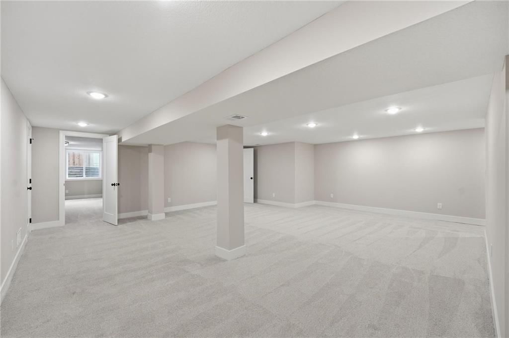 7401 W 101st Street — photo 39