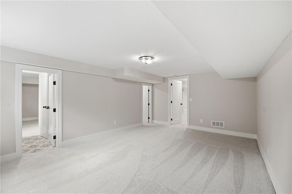7401 W 101st Street — photo 47