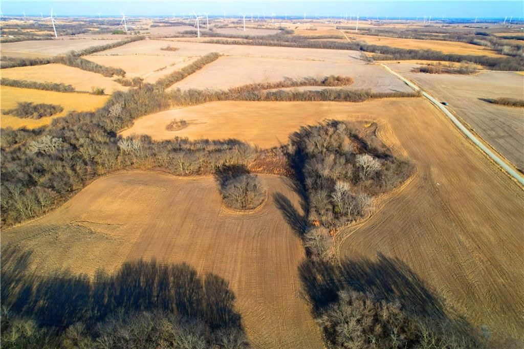 NW Pleasant Road — photo 14