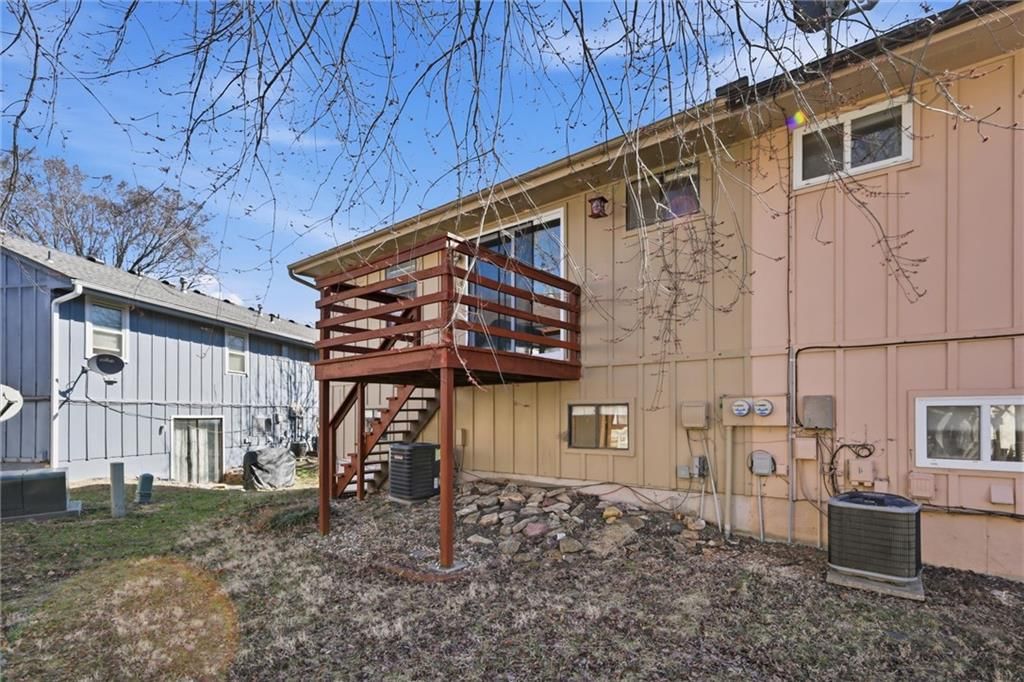 14100 MERRYWOOD Lane — photo 32