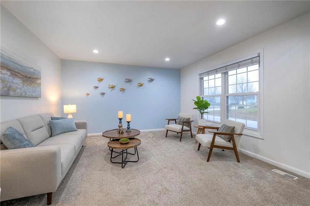 1012 SE Wingate Court — photo 5