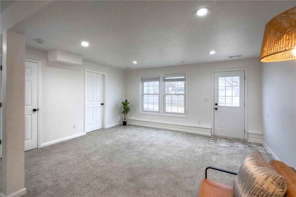 1012 SE Wingate Court — photo 31
