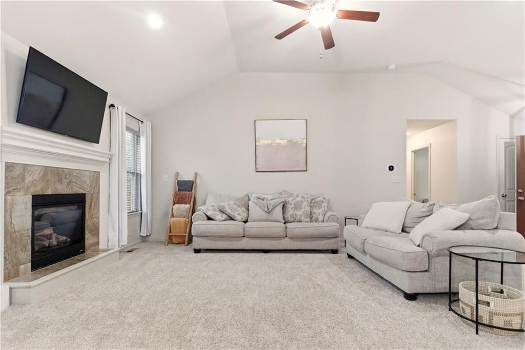 20700 W 72nd Terrace — photo 4
