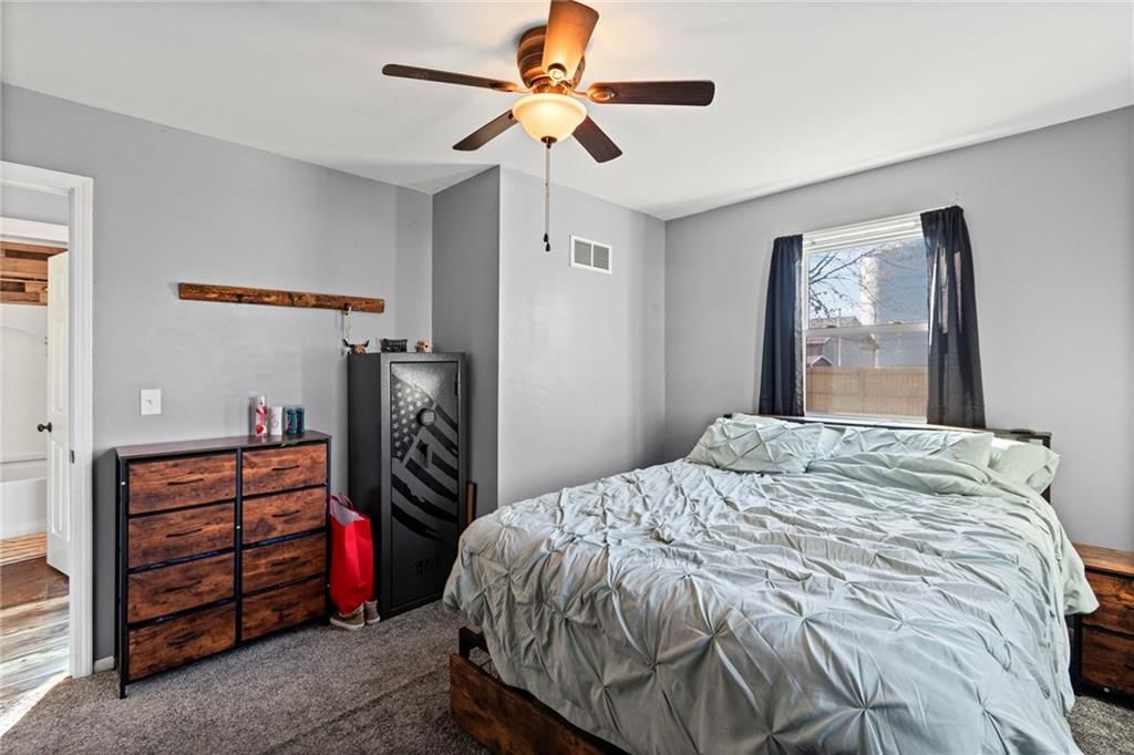 205 N Coats Street — photo 11