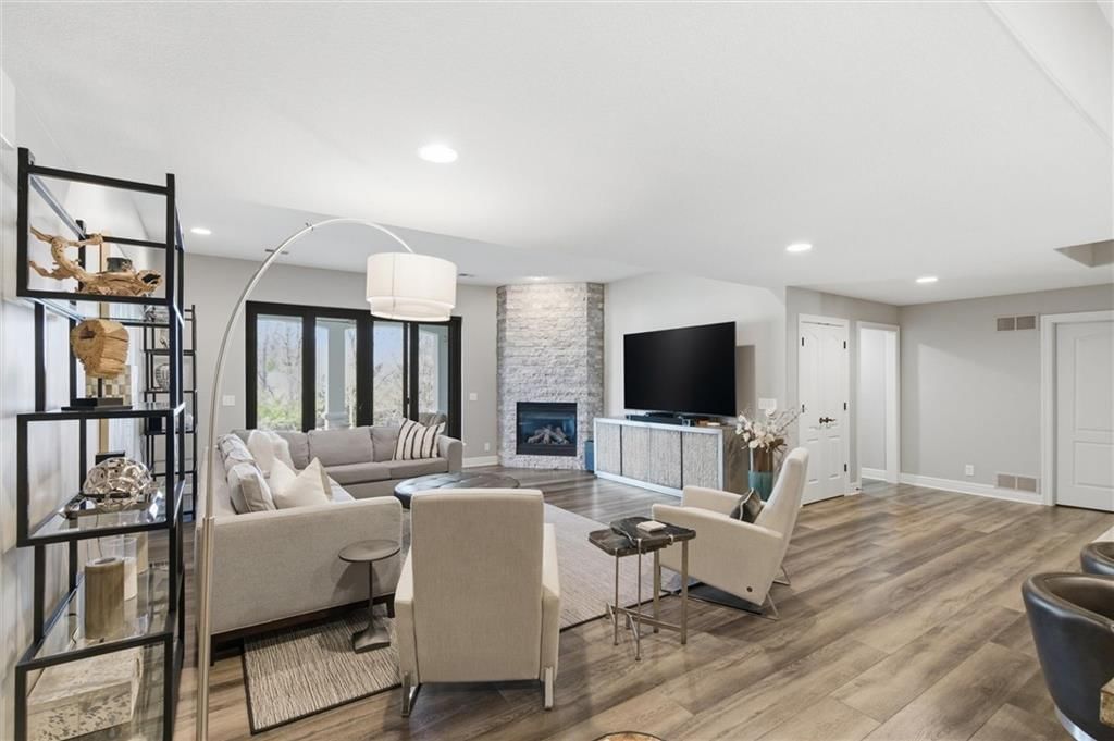 14301 Cedar Street — photo 11
