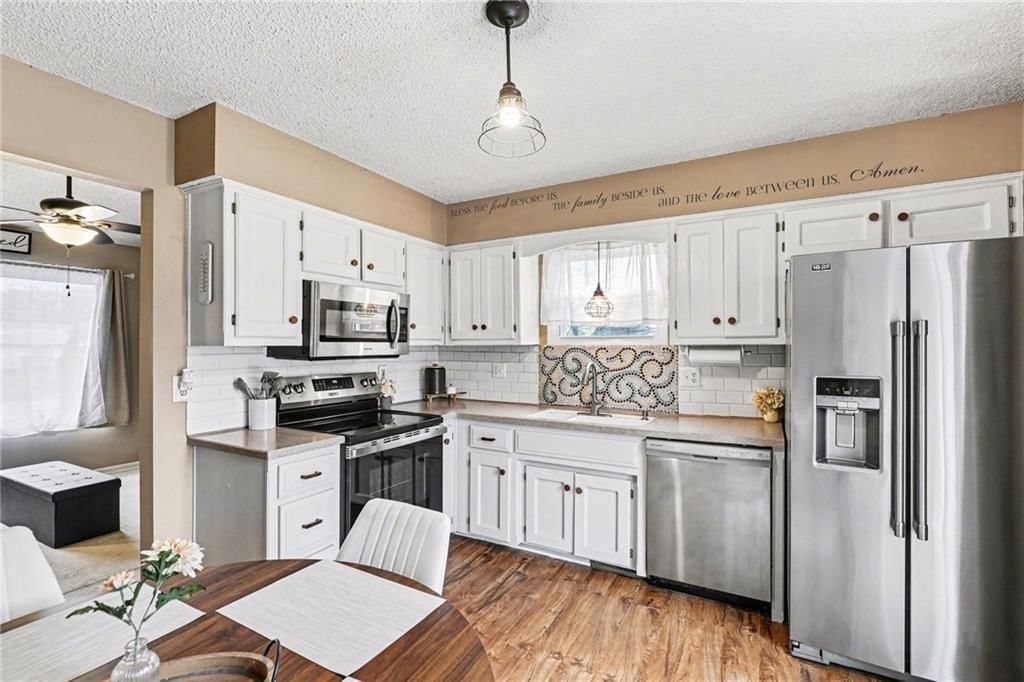 440 N Grover Street — photo 12