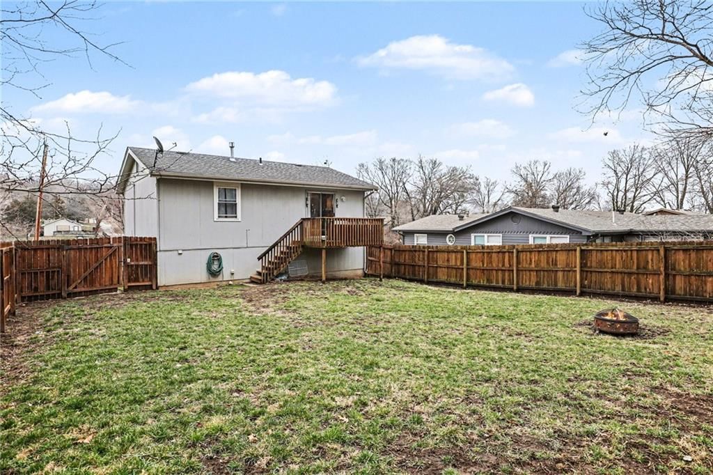 440 N Grover Street — photo 27