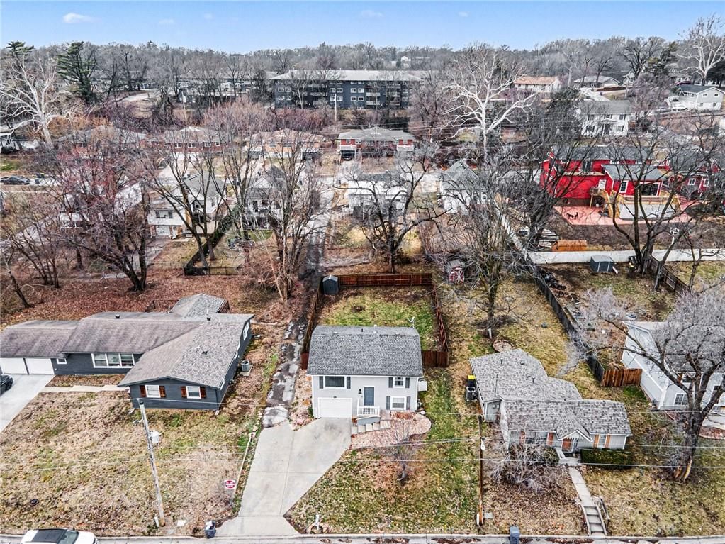 440 N Grover Street — photo 31