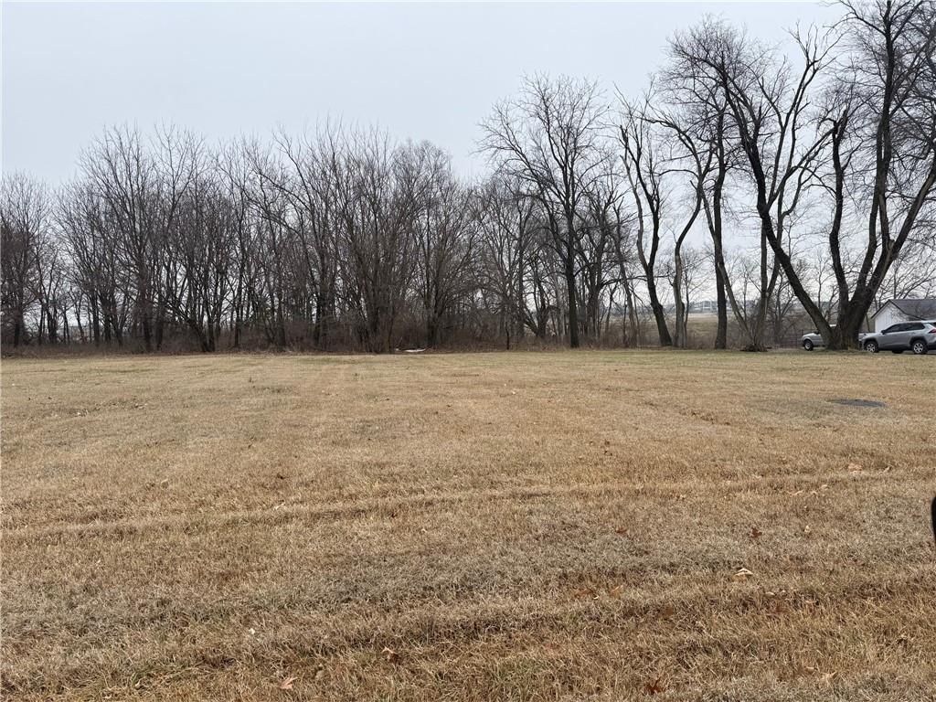 2505 NE Douglas Street — photo 2