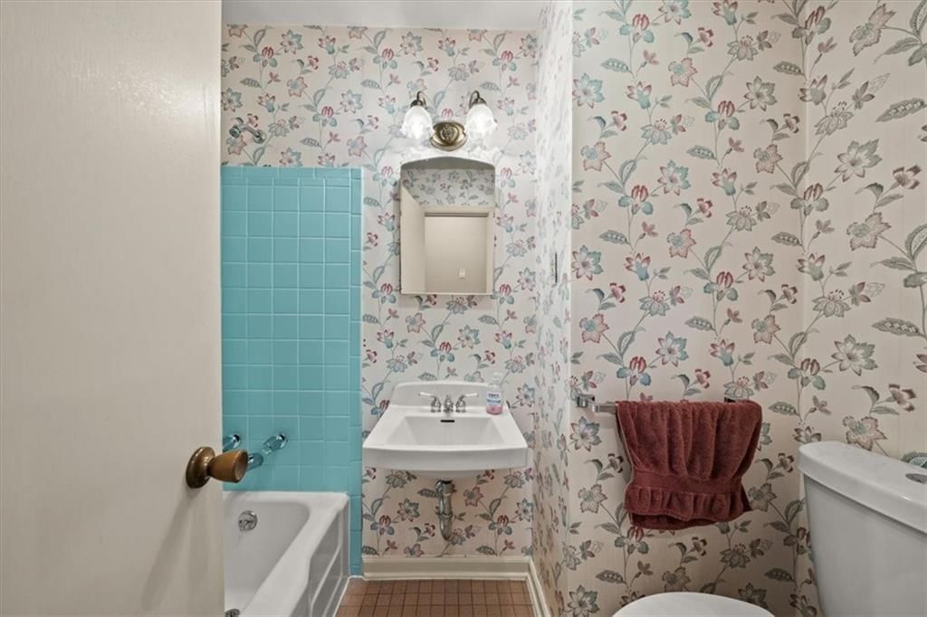 10205 Tracy Avenue — photo 18