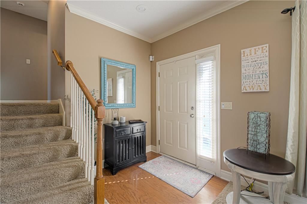 9422 N CAMPBELL Court — photo 9