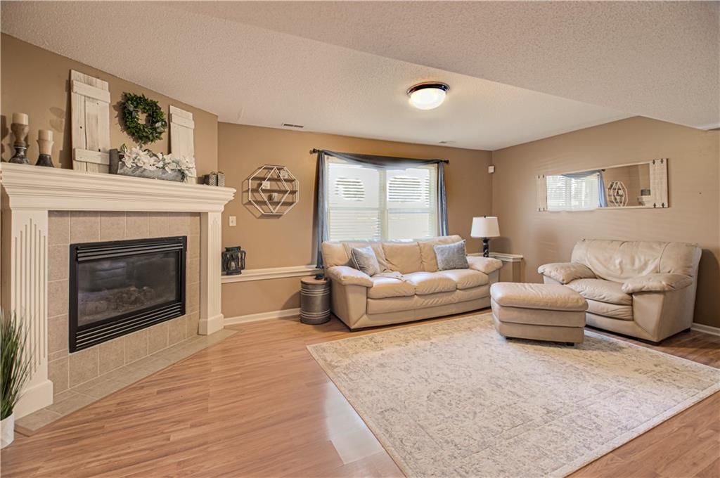 9422 N CAMPBELL Court — photo 14