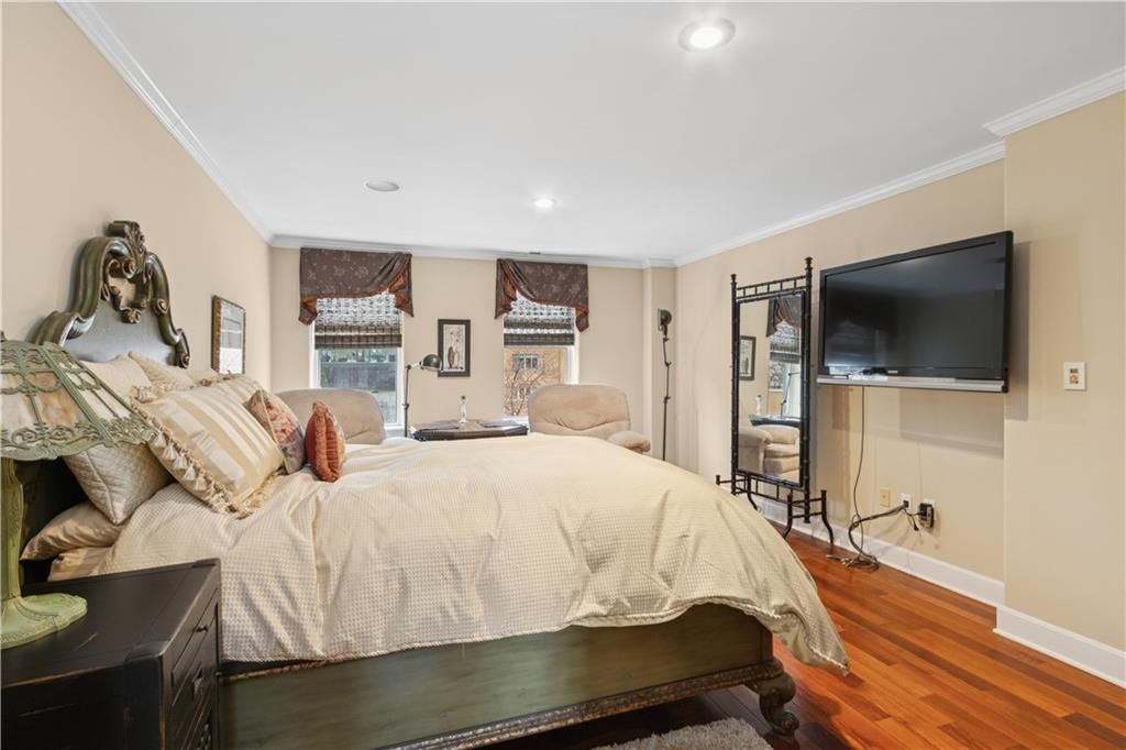 229 Ward Parkway — photo 13