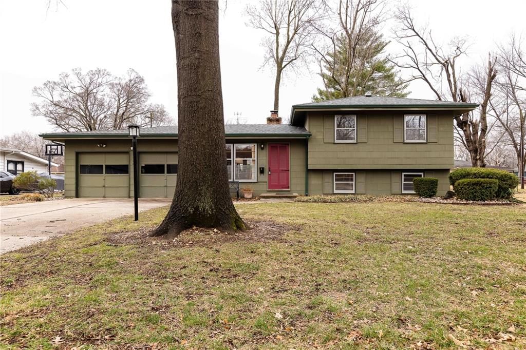 6404 N Walrond Avenue — photo 3