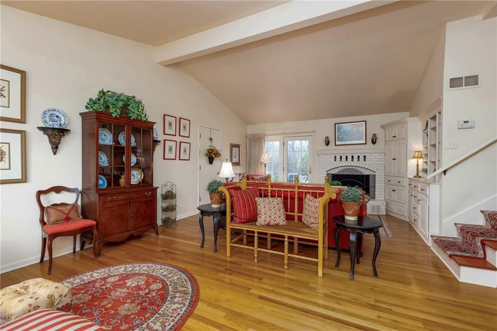 6404 N Walrond Avenue — photo 5