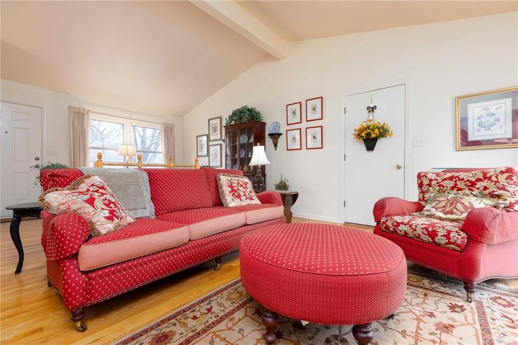 6404 N Walrond Avenue — photo 8