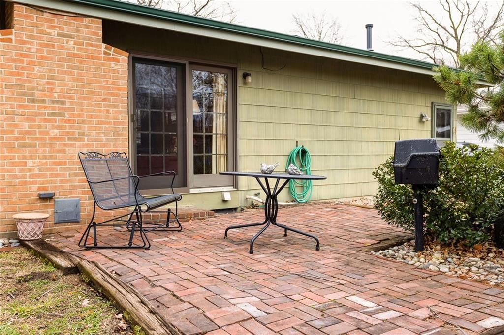 6404 N Walrond Avenue — photo 30